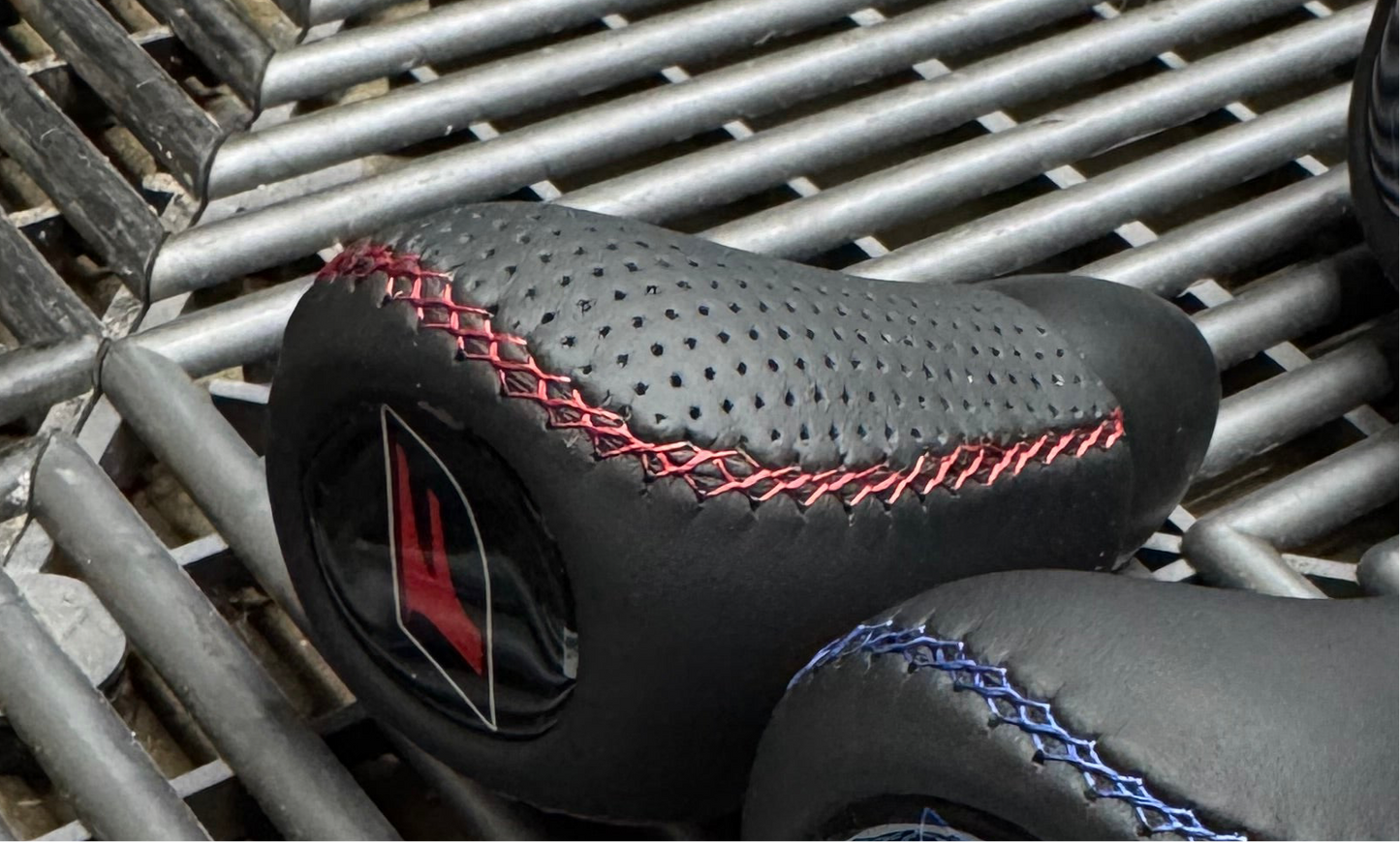 Lexus 2IS Shift Knob - F Red/BLK