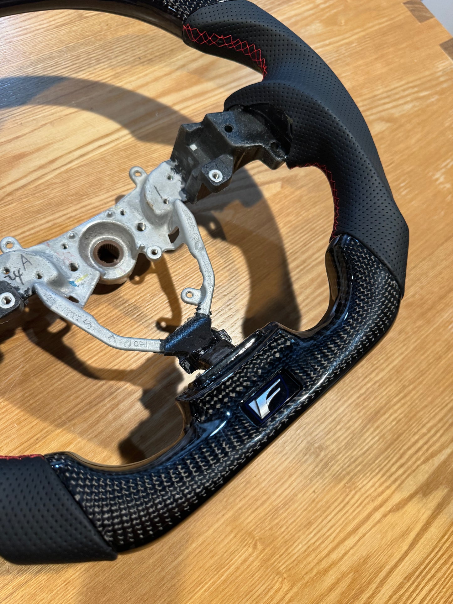 Lexus 2IS Carbon Fiber Steering Wheel CF/BLK/RED