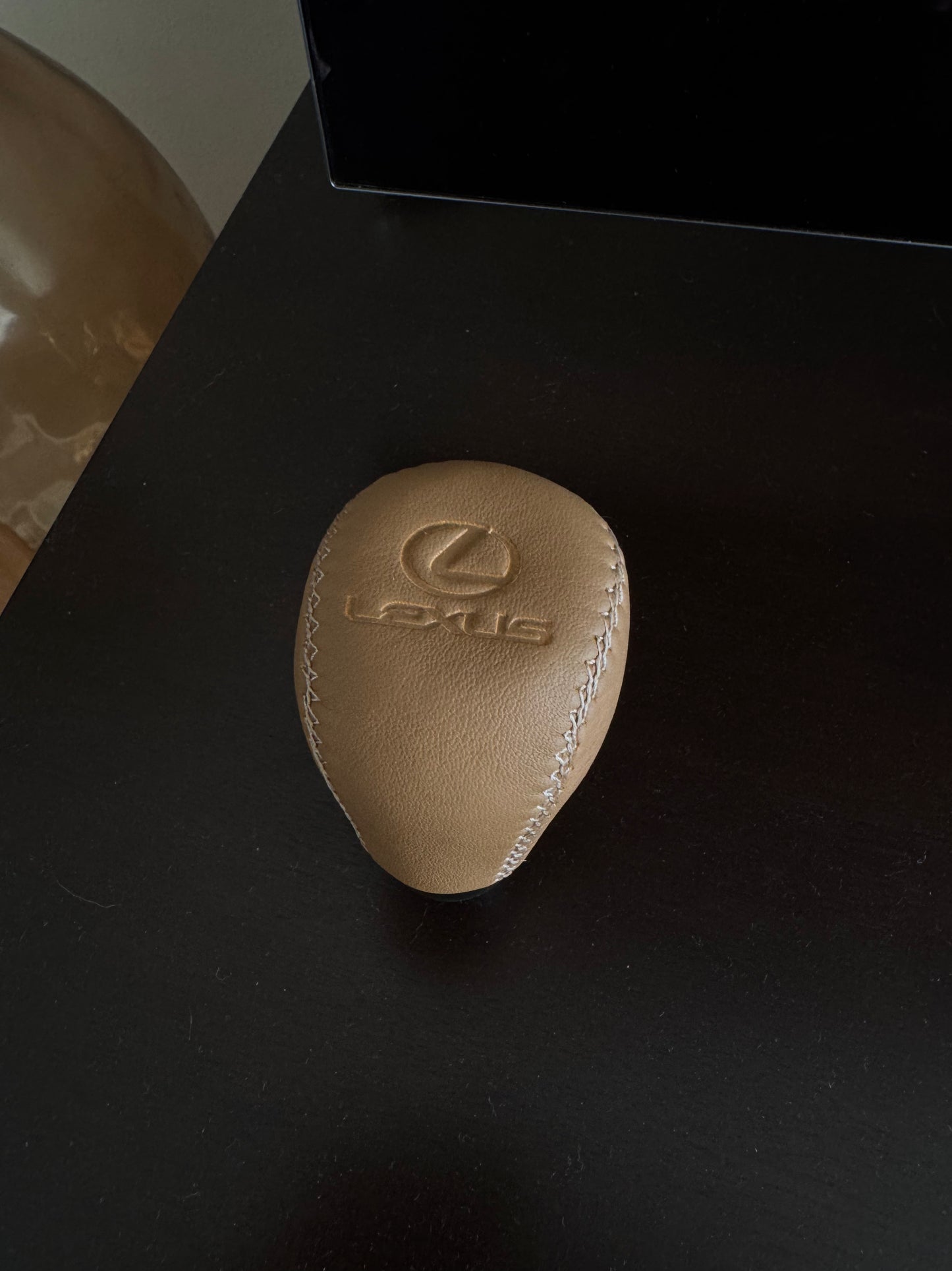 Lexus Shift Knob - Brown/Tan